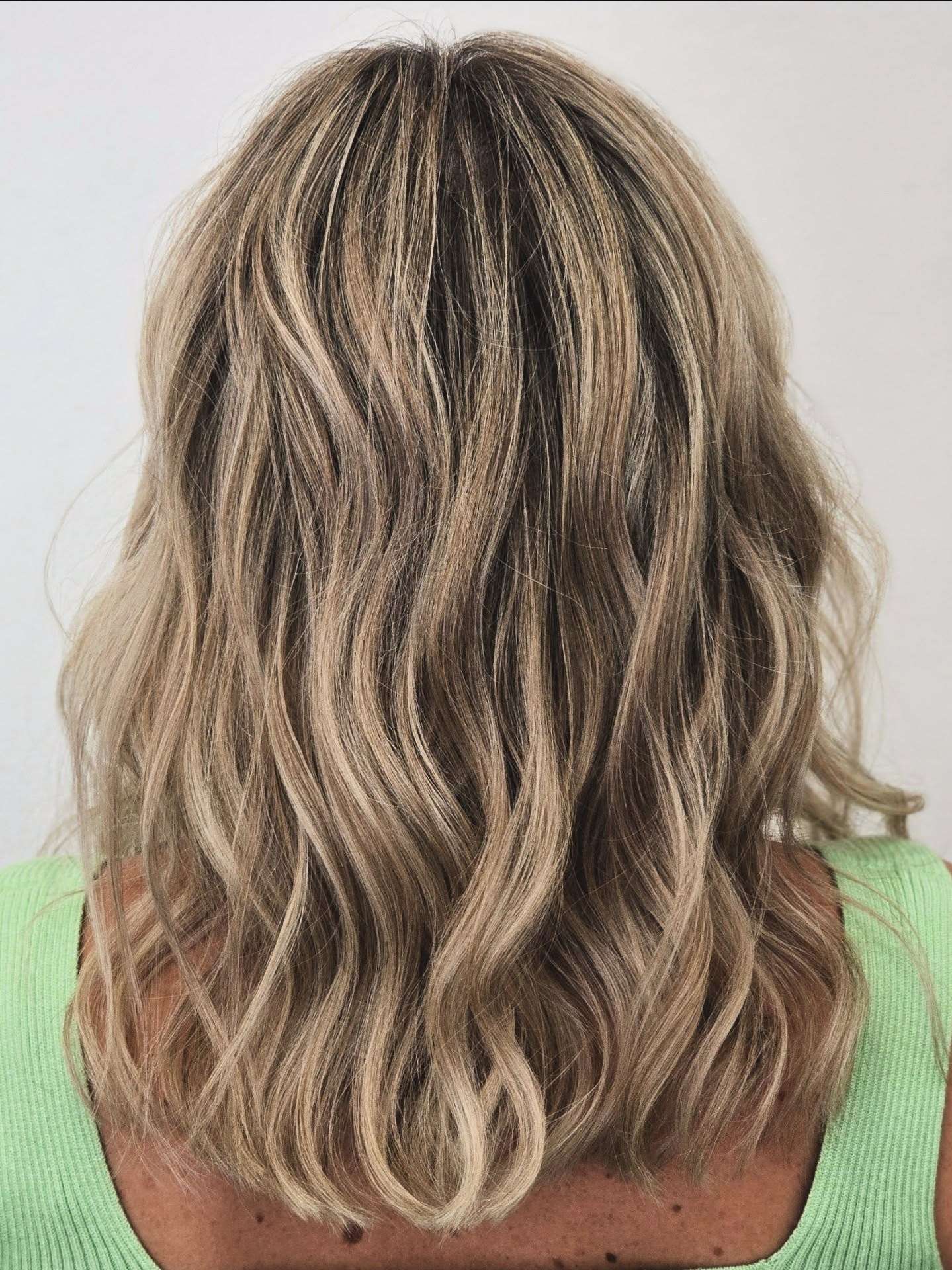 Coloración Premium & Balayage Luminoso